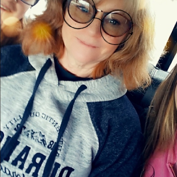 Meet your Posher, Susan - Picture 1 of 1